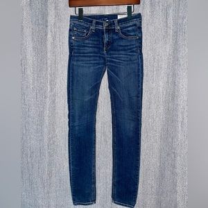 Rag & Bone skinny jeans size 24. Like new, very gently worn & taken care of